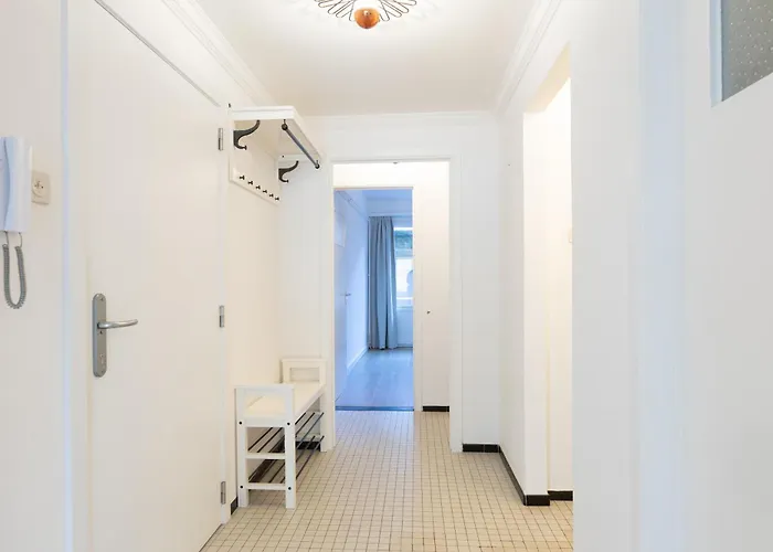 Lecomte - The Sandy Retreat 50 *