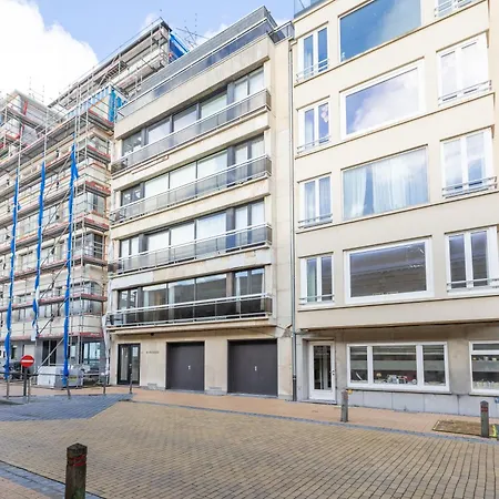 Lecomte - The Sandy Retreat 50 *